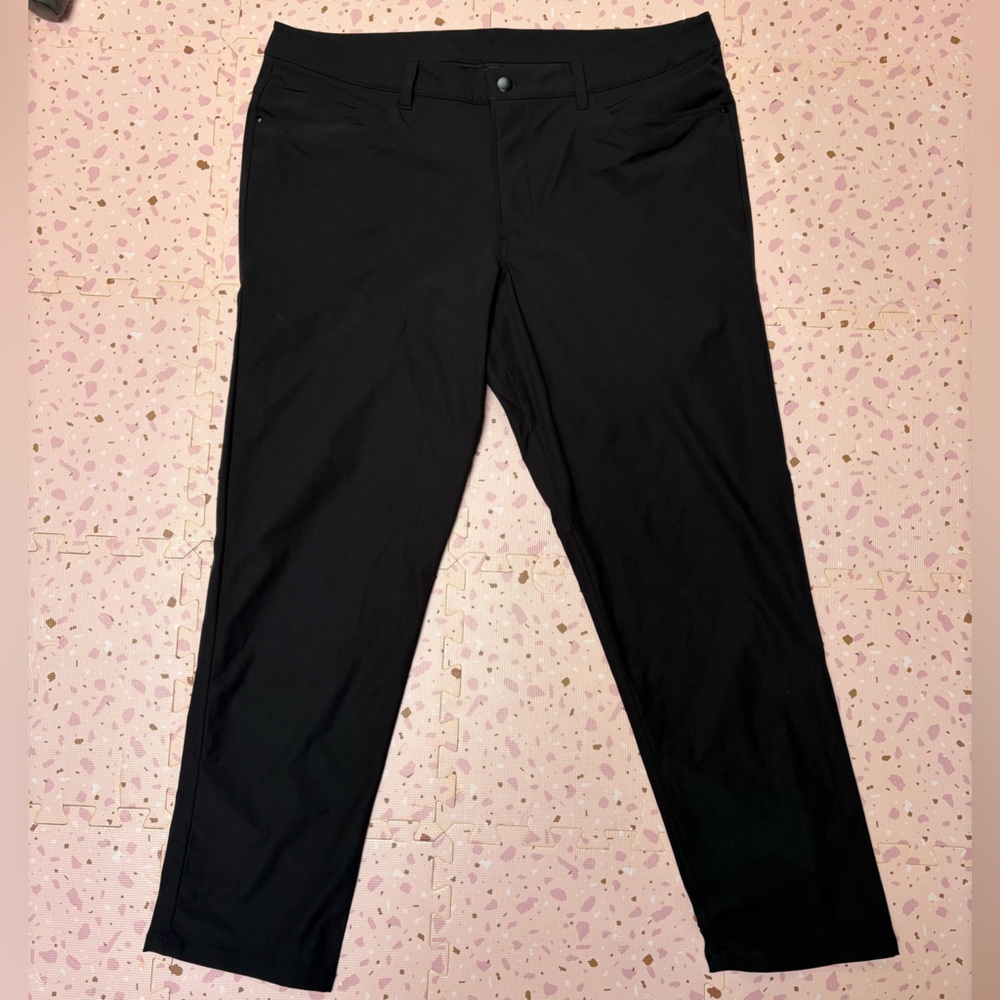Lululemon Athletica Men's Classic Black Dress Pants